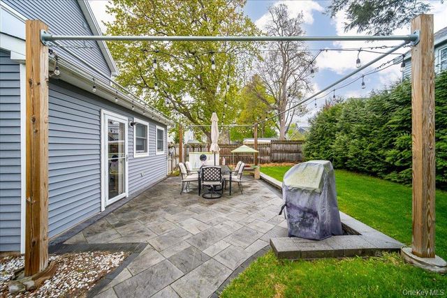 21 Division Street, Warwick, NY 10990