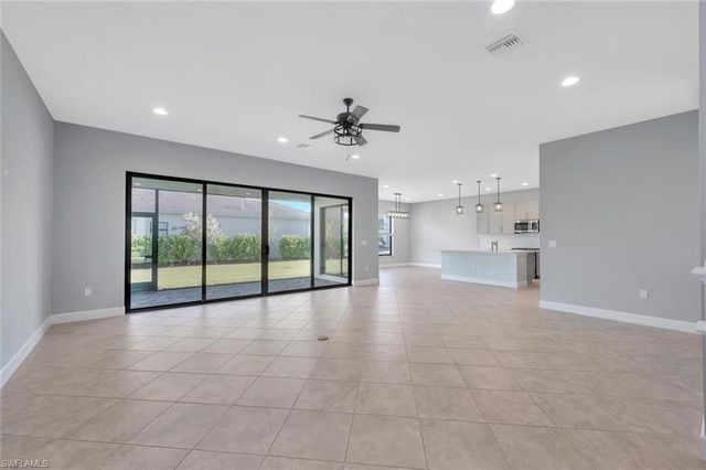 12260 Red Pine PL, Estero, FL 33928