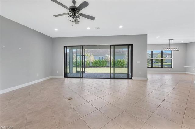 12260 Red Pine PL, Estero, FL 33928
