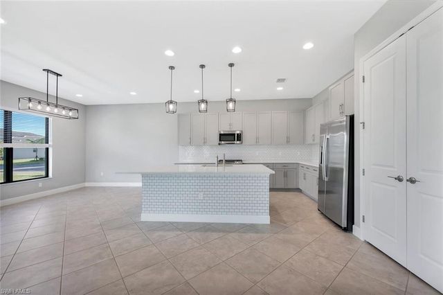 12260 Red Pine PL, Estero, FL 33928