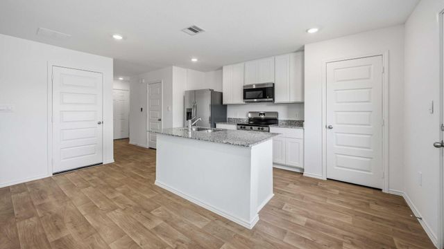 2538 Cedar Ridge Drive, Needville, TX 77471