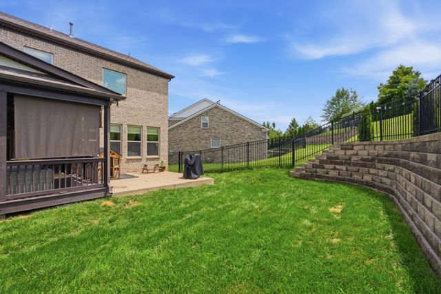 819 Ryecroft Ln, Franklin, TN 37064