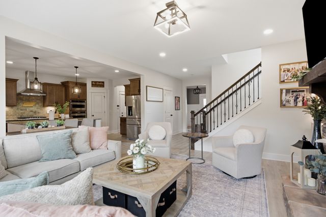 819 Ryecroft Ln, Franklin, TN 37064
