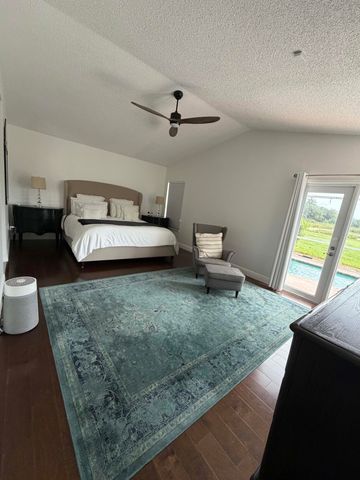 1101 Wilshire Circle E, Pembroke Pines, FL 33027