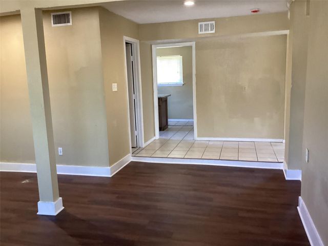 15831 Bazelbriar Lane, Houston, TX 77489