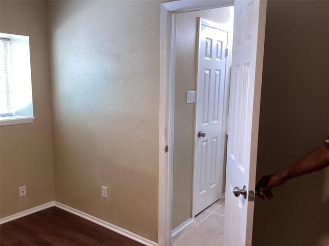 15831 Bazelbriar Lane, Houston, TX 77489