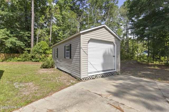 407 Sandlewood Drive, Calabash, NC 28467
