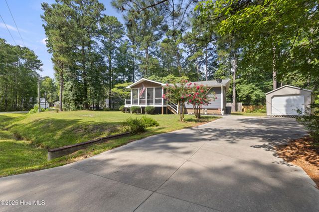 407 Sandlewood Drive, Calabash, NC 28467