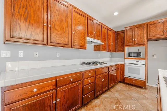 42466 Circulo Cavinara, Murrieta, CA 92562