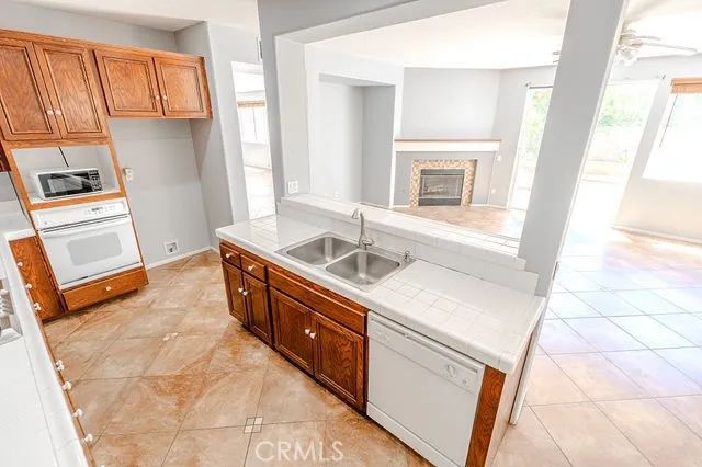 42466 Circulo Cavinara, Murrieta, CA 92562