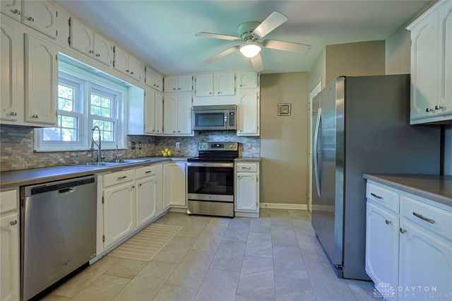 103 Chatham Drive, Kettering, OH 45429