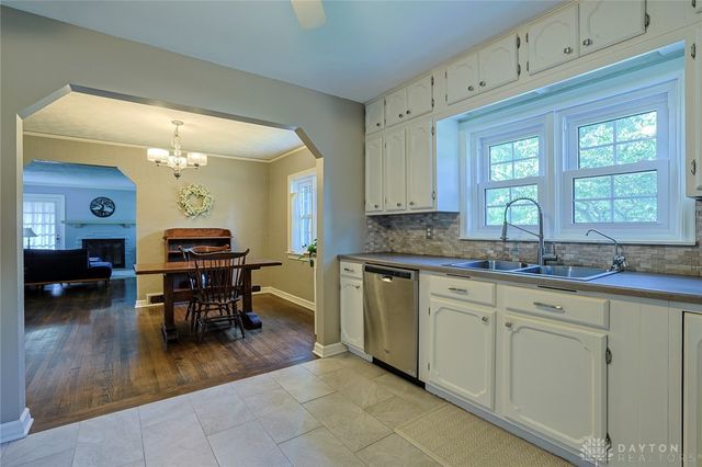 103 Chatham Drive, Kettering, OH 45429