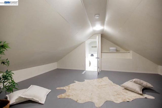 1321 Pearl St, Alameda, CA 94501