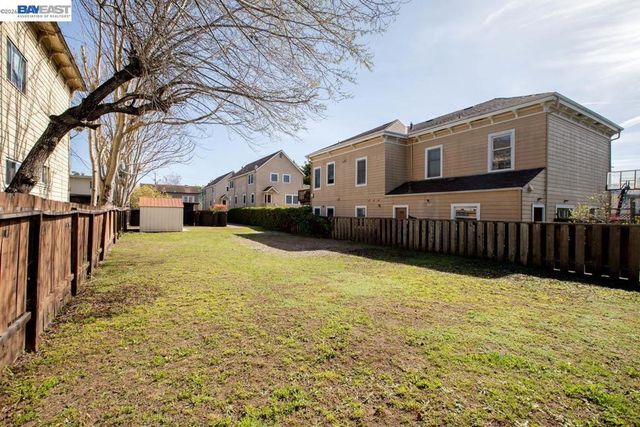 1321 Pearl St, Alameda, CA 94501