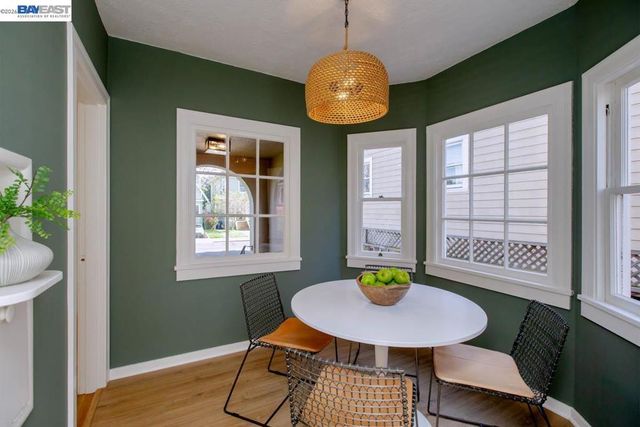 1321 Pearl St, Alameda, CA 94501