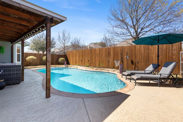 1004 Grand National Boulevard, Fort Worth, TX 76179