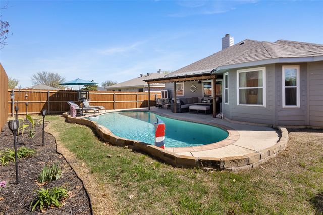 1004 Grand National Boulevard, Fort Worth, TX 76179