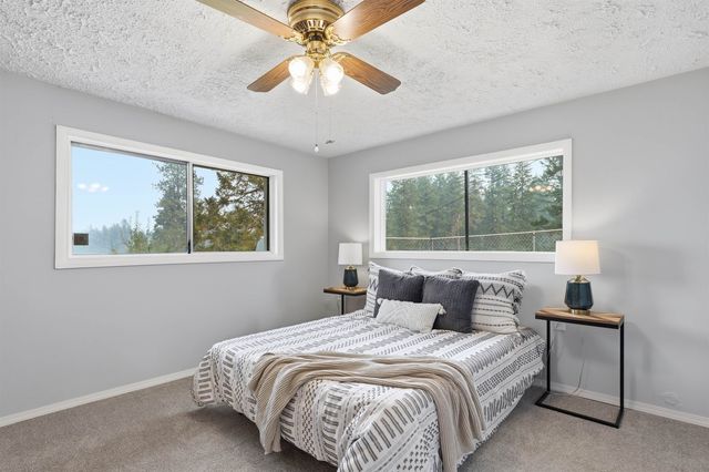 17307 N Little Spokane River Dr, Colbert, WA 99005