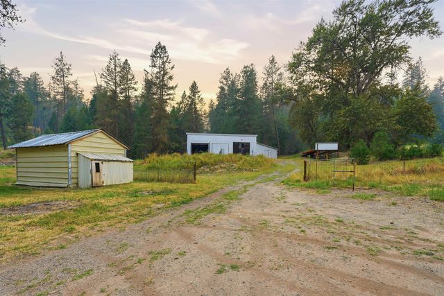 17307 N Little Spokane River Dr, Colbert, WA 99005