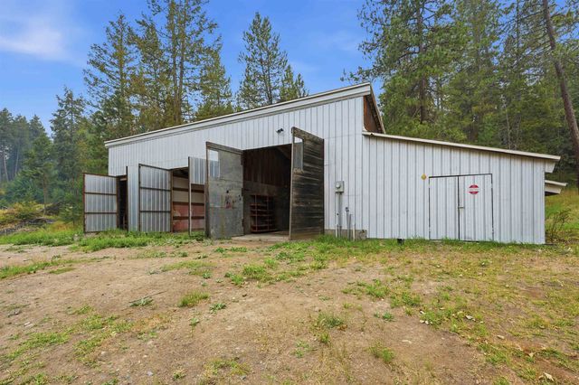 17307 N Little Spokane River Dr, Colbert, WA 99005