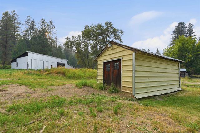 17307 N Little Spokane River Dr, Colbert, WA 99005
