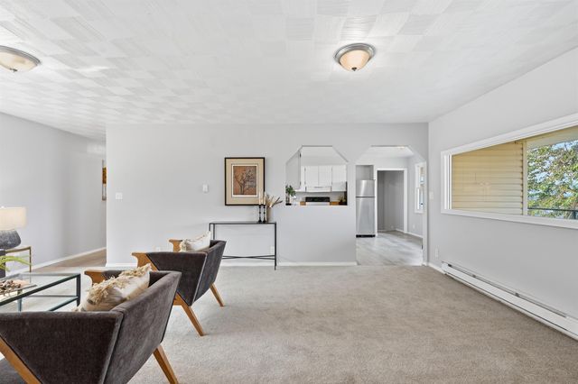 17307 N Little Spokane River Dr, Colbert, WA 99005