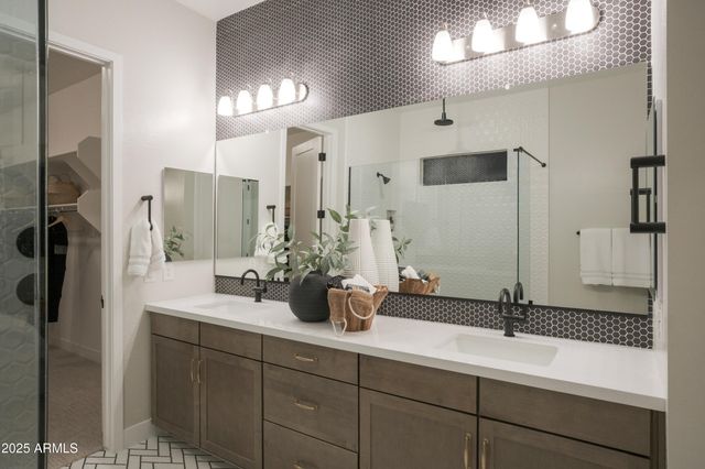 5222 W STEINWAY Drive, Laveen, AZ 85339