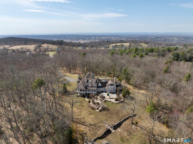 5 Viewpoint Lane, Ellington, CT 06029