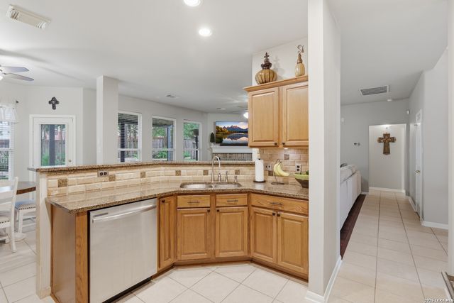 522 Turtle Hill, San Antonio, TX 78260