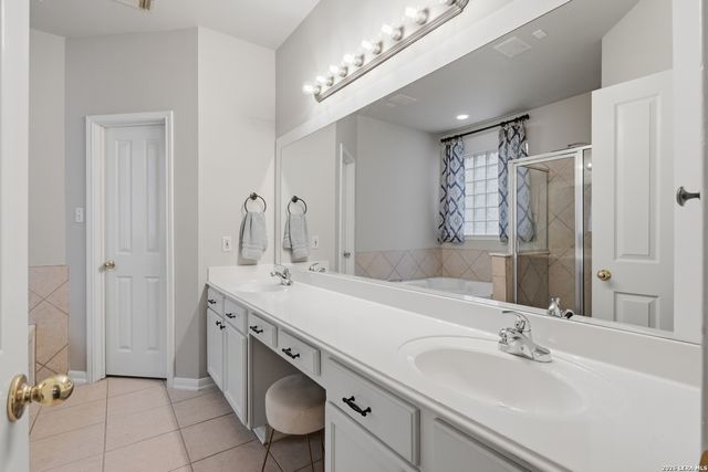 522 Turtle Hill, San Antonio, TX 78260