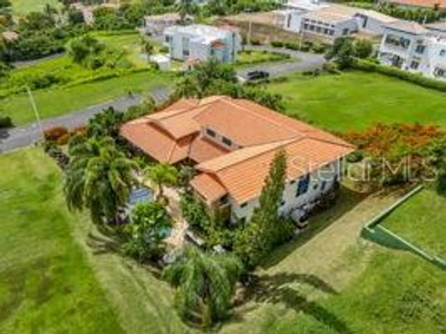 13 MIRADOR NE 13, Rio Grande, PR 00745