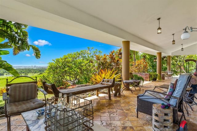 13 MIRADOR NE 13, Rio Grande, PR 00745