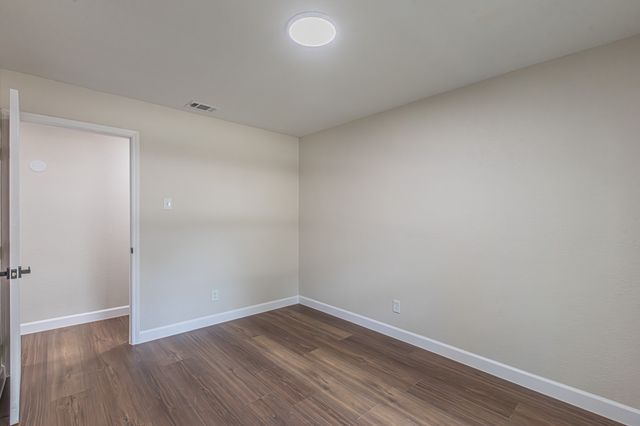 1214 Winterwood Drive, Lewisville, TX 75067