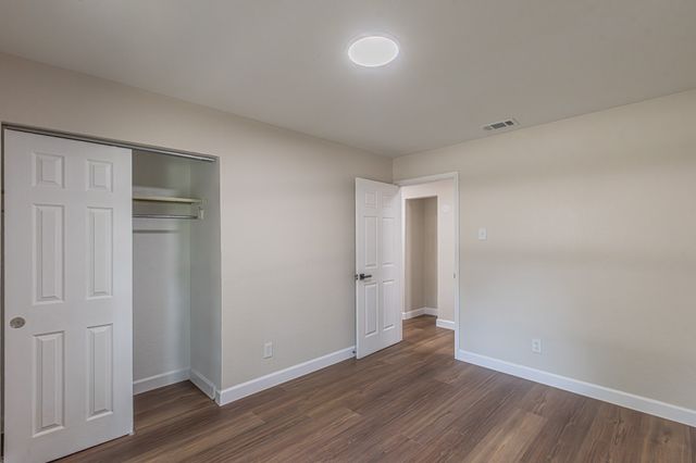 1214 Winterwood Drive, Lewisville, TX 75067