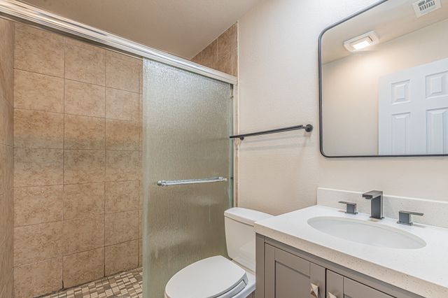 1214 Winterwood Drive, Lewisville, TX 75067