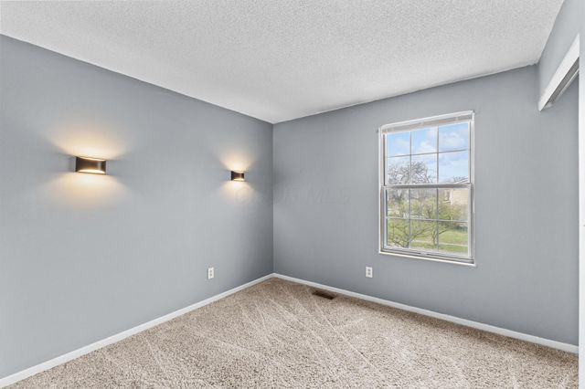 2978 Bismark Drive, Hilliard, OH 43026