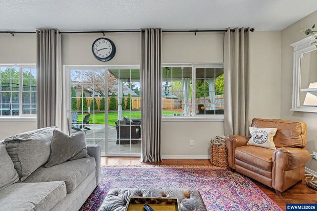 2113 Goldfinch Av SE, Stayton, OR 97383