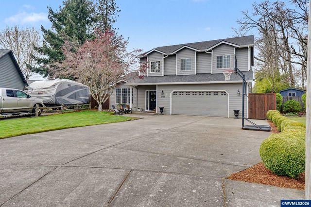 2113 Goldfinch Av SE, Stayton, OR 97383