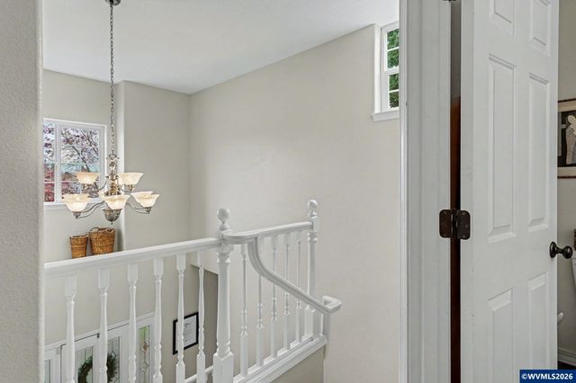 2113 Goldfinch Av SE, Stayton, OR 97383