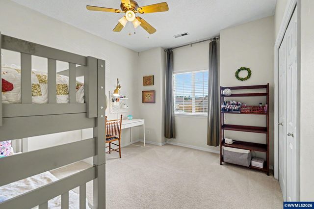 2113 Goldfinch Av SE, Stayton, OR 97383