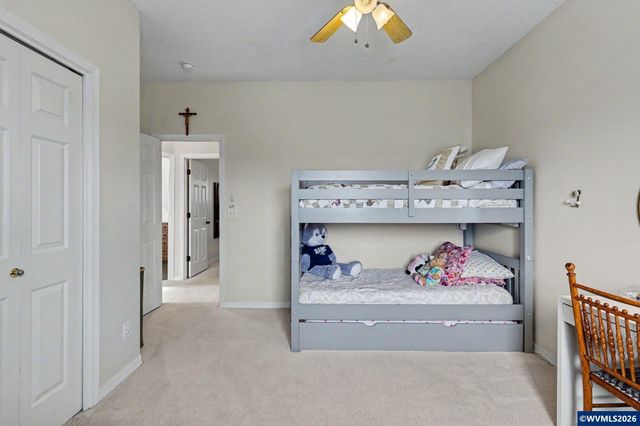 2113 Goldfinch Av SE, Stayton, OR 97383