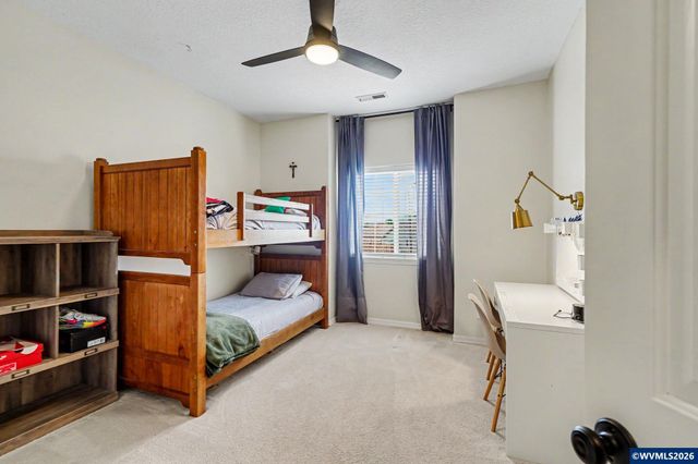 2113 Goldfinch Av SE, Stayton, OR 97383