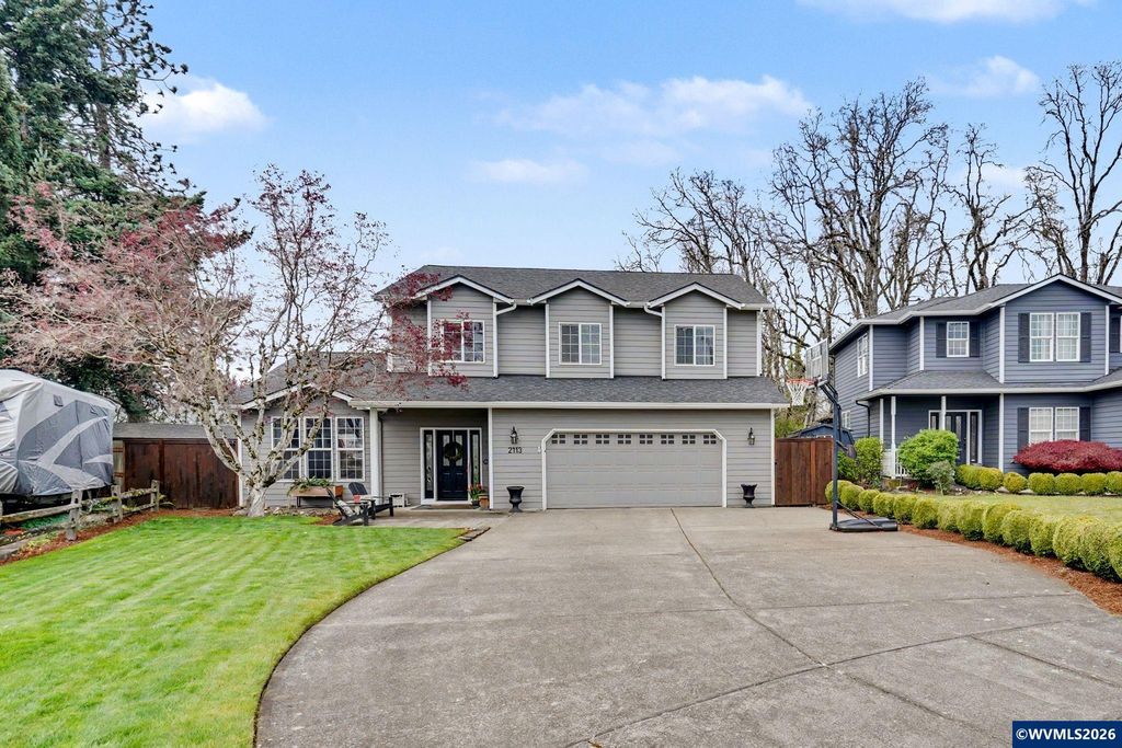 2113 Goldfinch Av SE, Stayton, OR 97383