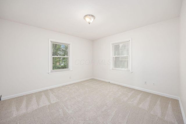 112 Howard Avenue, Worthington, OH 43085