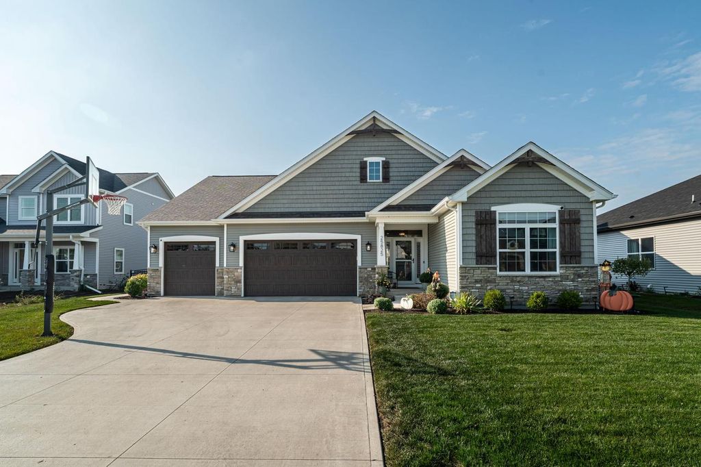 25825 77th PLACE, Salem, WI 53168