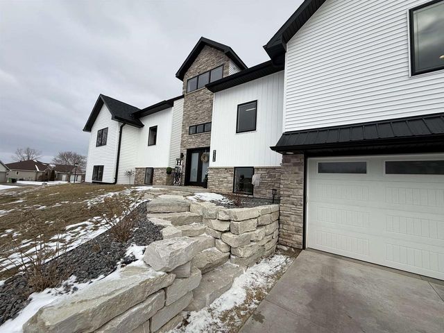 N536 ROBINHOOD DRIVE, Sherwood, WI 54169