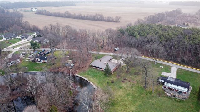 70506 Sunrise Drive, Edwardsburg, MI 49112