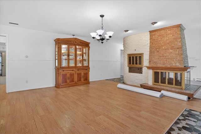 70506 Sunrise Drive, Edwardsburg, MI 49112