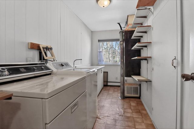 70506 Sunrise Drive, Edwardsburg, MI 49112