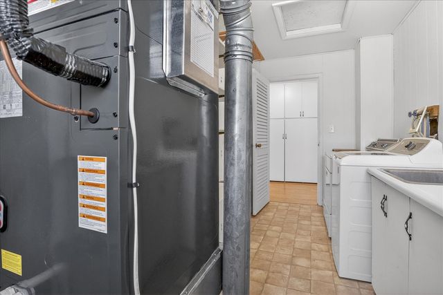 70506 Sunrise Drive, Edwardsburg, MI 49112